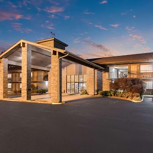 Surestay Plus Hotel By Best Western Poteau